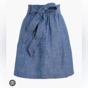 J.Crew chambray blue cotton mini skirt with pockets. Size Xs. Style AY564